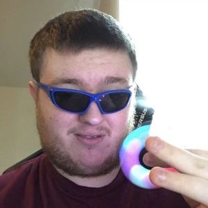 Meet your Posher, Justin